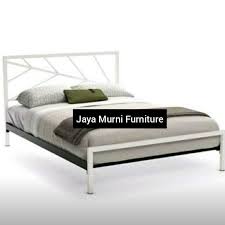 Jual dan menerima pemesanan pembuatan dipan ranjang tempat tidur model minimalis dan ukiran jepara kualitas terbaik harga terjangkau. Jual Jaya Murni Furniture Ranjang Besi Minimalis Divan Besi Tempat Tidur Besi White Putih Ukuran 160 X 200 Kuat Kokoh Berkualitas Awet Murah Jabodetabek Terbaru Juli 2021 Blibli