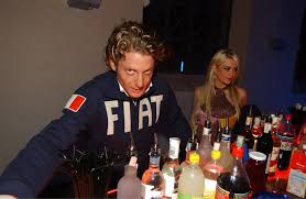 Martina stella non ha peli sulla lingua quando parla del suo passato nel corso dell'intervista al settimanale oggi. I 40 Anni Di Lapo Elkann In 76 Foto D Archivio Formiche Net