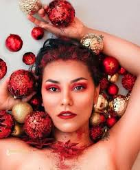 Festive Christmas Makeup Looks 2024/2025