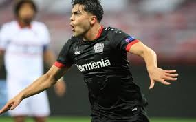 Florian richard wirtz (born 3 may 2003) is a german footballer who plays as an attacking midfielder for bundesliga club bayer leverkusen. 1 Bundesliga Leverkusens Amiri Uber Wirtz Entwicklung Ist Geisteskrank News Fussballdaten