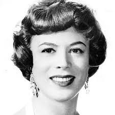 Anna Amendola's Instagram, Twitter & Facebook