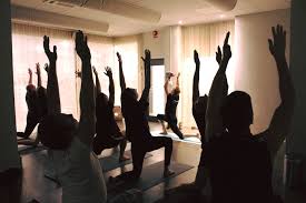 Lär känna dig själv genom den transformerande kraft som meditation tillför. Yogatalks Vt 1 Gbg Rise Studios