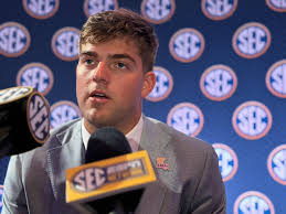 LSU quarterback praises current Texas A&M strength coach Tommy Moffitt
