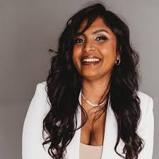 A Nicole Studio| Color, Cut & Press (@a.nicolestudio) • Instagram photos  and videos