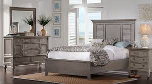 Rooms To Go King Bedroom Sets For Sale Browse A Variety Of Styles Including Solid Wood Rustic Modern King Bedroom Sets Bedroom Sets Queen King Bedroom Sets