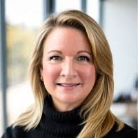 Stephanie Chilton's Instagram, Twitter & Facebook