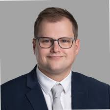 I'm excited to announce that I have accepted an offer at the KPMG Portland  office as an Audit Intern for Summer 2026!