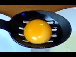 This allows the whites to partially cook and the yolk to begin cooking slightly. 4 Simple Ways To Separate Egg Yolks Youtube