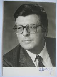 Max Faller's Instagram, Twitter & Facebook