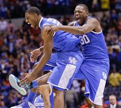Il s'agit du spectaculaire julius randle (2m07, 18 ans), qui rejoint une cuvée de recrutement déjà. Ncaa Tournament 2014 Julius Randle Did Not Pass On Helping Kentucky Beat Louisville Sporting News