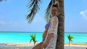 Příliš mnoho děr a hlubokých výstřihů. Patricie Pagacova Je Tehotna Stars24 Cz