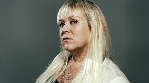 Tina Malone- Mimi Maguire  http://www.bing.com/images/search?q=shameless+uk+cast=shameless+uk+cast=IGRE