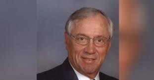 Gerald Kern's Instagram, Twitter & Facebook