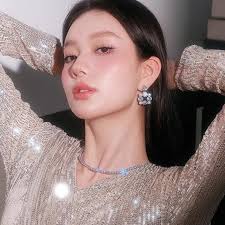 Abby Gems & Pearl Earring珠光宝气耳坠