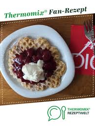 Waffeln Mit Heissen Kirschen Rezept Waffeln Mit Heissen Kirschen Waffeln Lebensmittel Essen