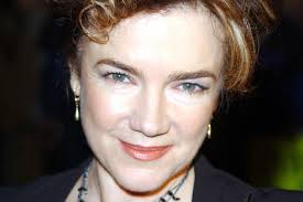 Extraordinary' Neighbours actress Janet Andrewartha dies aged 72