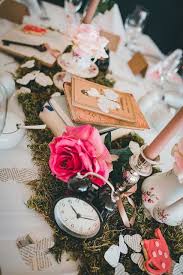 Alice In Wonderland Deko Fur Die Hochzeit Wedding Deco Mariage Deco Baby Shower Mariage
