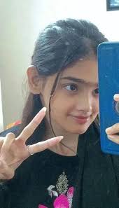 Name : ayushi Age :15 Class :11th B'day : 5 july....🥹🫣