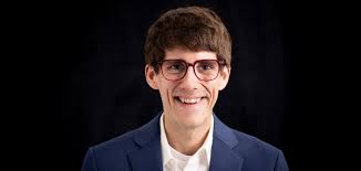 Ryan Sauer's Instagram, Twitter & Facebook