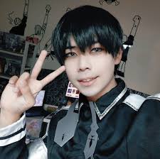 道歉要露出＿＿(!?) ⚠️The manufacturer postpones producing signature boards until  mid-April, so I change the present in deluxe set. It's a 11*11 cm varnish  absorbent coaster, which is more expensive than a signature board.