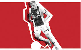 Born 18 april 1997) is a dutch professional footballer who plays as a midfielder for premier league club manchester united and the netherlands national team. How Donny Van De Beek Will Fit Alongside Pogba And Fernandes In Manchester United Midfield