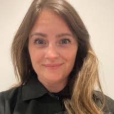 Linda Edington's Instagram, Twitter & Facebook