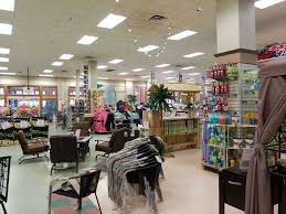 I only worked at the christmas tree shop for 2 months because i was only seasonal. Christmas Tree Shops 92 Cluff Crossing Rd Salem Nh 03079 Usa