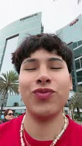 Joshua Gabbard's Instagram, Twitter & Facebook