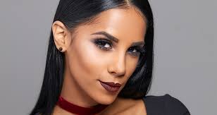 Vampires are clearly the obsession du jour of the past few years, thanks in no small part to the twilight movives, true blood, and the vampire diaries and the hotties who play the vampires in the moves and tv shows. A Vampire Makeup Look For Your Halloween Costume L Oreal Paris