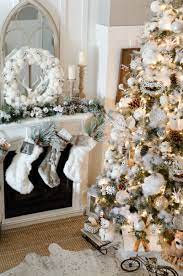10 Tips On How To Decorate A Christmas Tree Rustic Glam Farmhouse Neutral Christmas Tree Beautiful Christmas Farmhouse Christmas Decor Christmas Tree Themes