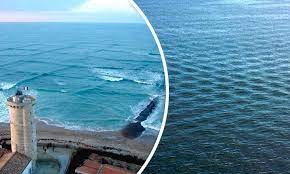 5.0 out of 5 stars 2. Square Waves Strange Phenomenon That Is Extremely Dangerous To You Maritime Herald