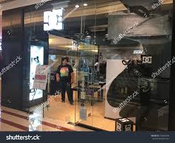 Be it during a night out, hanging out with friends, or just going to the movies, vans shoes look fly and match perfectly with your streetwear outfits. Dc Shoes Klcc Free Delivery Patase Com Tr