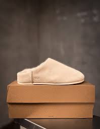 Image result for Beige Ceylog 1985 UMM