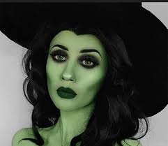 Can you edit photos with green eye shadow?