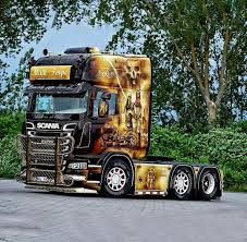 Wir verkaufen aber auch trailer, vans und trucks wie zugmaschinen. Pin Von Somkiat Am Auf à¸« à¸§à¸¥à¸²à¸à¸ªà¸§à¸¢ Lkws Lkw Scania V8