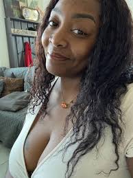 It's the little things and the joy they bring 🎤🎵 I'm A Baby Girl who  loves Jesus 🥰❤️✝️