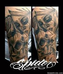 We don't have to wait too long for the first murder and once it happens there are more than enough suspects to keep the viewer guessing right up to the final reveal. 25 Tattoo Ideen Tattoo Ideen Armeltatowierungen Tatowierungen