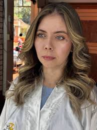 Golden Hair 💓🥺 Apenas andamos subiendo el último trabajo del año 2025  #luismarquezhaircolor #luismarquez_haircolor #balayage #babylights