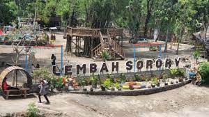 Desa wisata srikeminut tempat wisata di tengah perbukitan bernama desa wisata srikeminut di yogyakarta. Awalnya Hanya Bersihkan Pembuangan Sampah Warga Buat Wisata Lembah Sorory Suara Jogja