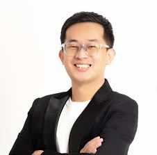 🌊Johor's Property Rise: Subsale or Project — What Works Better?* 🔥  Johor's property demand is heating up fast! 🤔 With so many choices, which  decision will give you the edge? Don't wait —