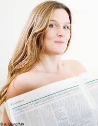 Pour le 2eme épisode de jai testé pour vous le naturisme betty boost vous propose de découvrir cette fois la balnéo du sérignan plage nature. Tv La Journaliste Zita Lotis Faure En Immersion Chez Les Naturistes Elle