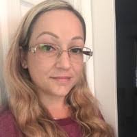 Paula Mclendon's Instagram, Twitter & Facebook