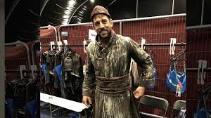 Aaron rodgers, the star quarterback for the green bay packers, is the latest celeb to have popped up with a cameo on the wildly popular hbo series. Aaron Rodgers Landed A Side Gig As An Extra On Game Of Thrones