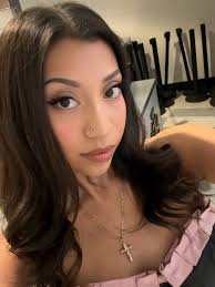 Reyna Ramos (@reynnnna_) • Instagram photos and videos