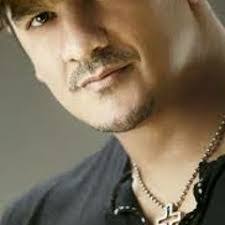 Angelo Squadrito's Instagram, Twitter & Facebook