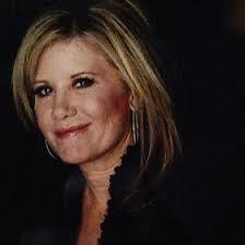 Janine Dunn's Instagram, Twitter & Facebook