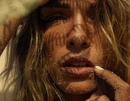 Audrey Bieber Projects :: Photos, videos, logos, illustrations and branding  :: Behance