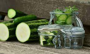 So they can eat zucchini, but only in small amounts and on an occasional basis. Can Bearded Dragons Eat Zucchini What You Need To Know Pet Keen
