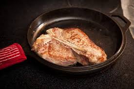 How To Pan Fry A T Bone Steak Ehow Com T Bone Steak How To Cook Steak Cooking