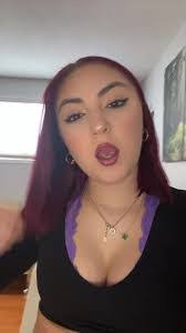 Taryn Daley's Instagram, Twitter & Facebook